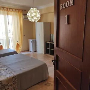 Casa Vittoria Bed & Breakfast Santo Stefano di Camastra